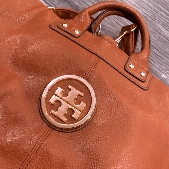 Purse/Backpack - Picture 2 of 3